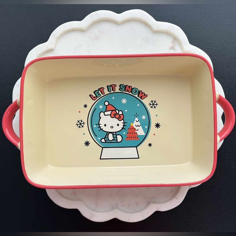 Hello Kitty Ceramic Rectangular Snow Globe Bakeware